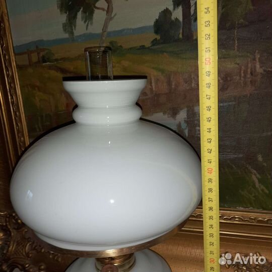 Антикварная керосиновая лампа