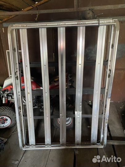 Багажник на крышу