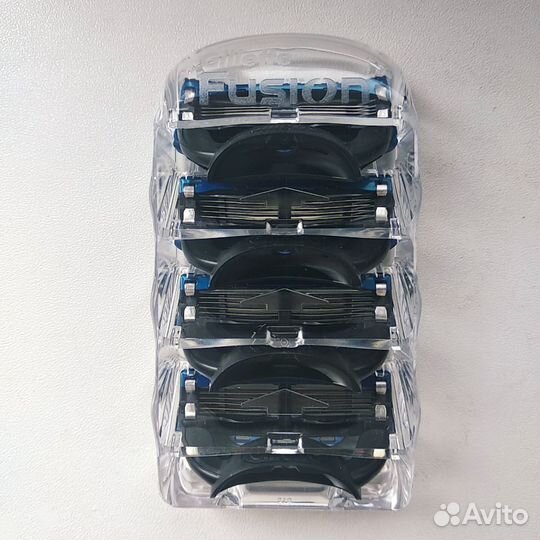 Сменные кассеты Gillette Fusion Proglide 4 шт