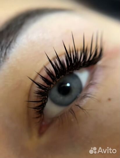 Наращивание ресничек