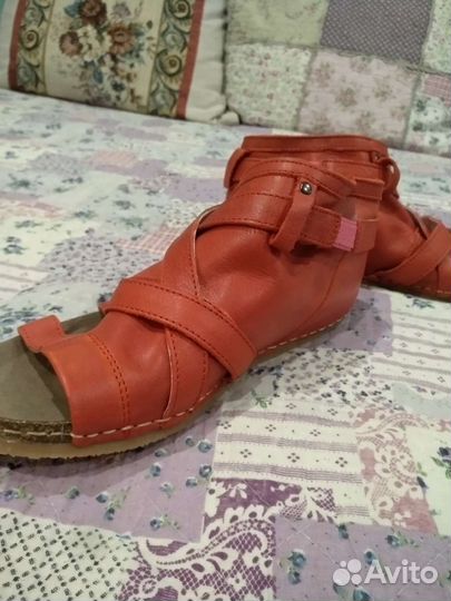 Туфли-босоножки, нат. кожа Португалия,38р,новые