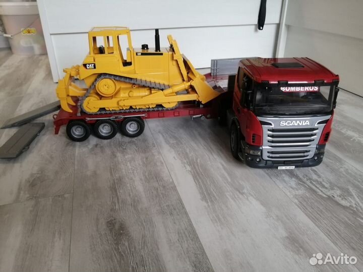 Экскаватор детский