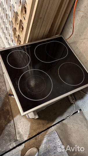 Духовой шкаф и Плита электрическая комплект