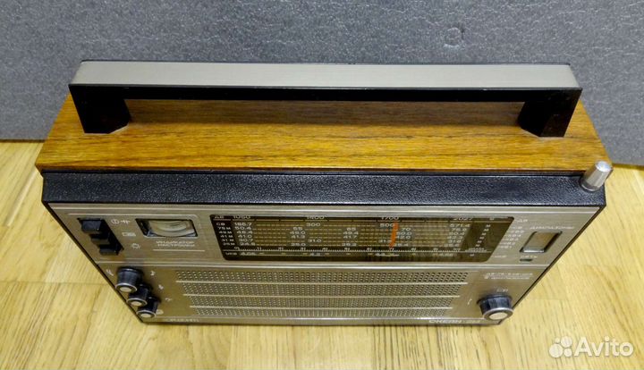 Радиоприёмник Океан-214 в отличном состоянии