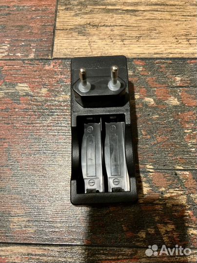 Зарядное устройство аа, ааа, 9V Космос