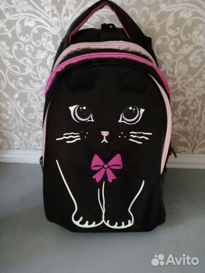 Рюкзак школьный