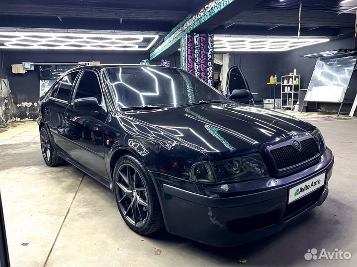 Skoda Octavia 1.6 МТ, 2007, 260 000 км