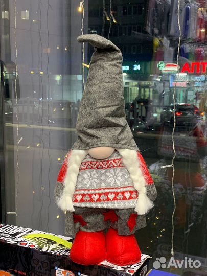 Мягкая игрушка гном на ножках