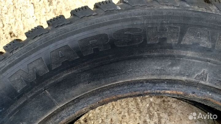 Marshal I'Zen KW22 215/65 R16 98