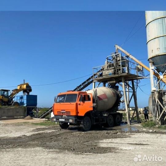 Водители на Камаз миксер