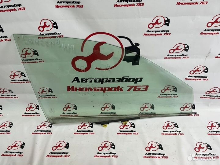 Стекло передней правой двери на Mitsubishi Lancer9