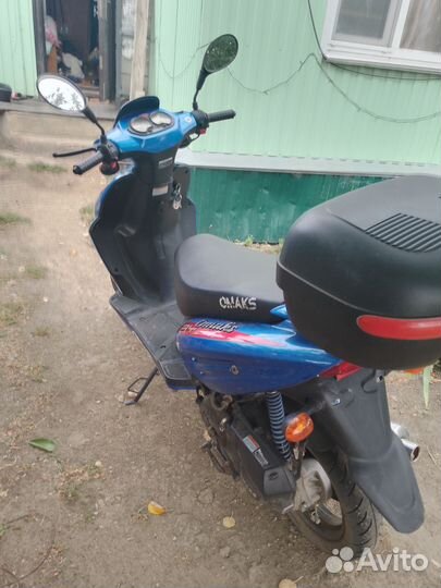 Скутер Омакс