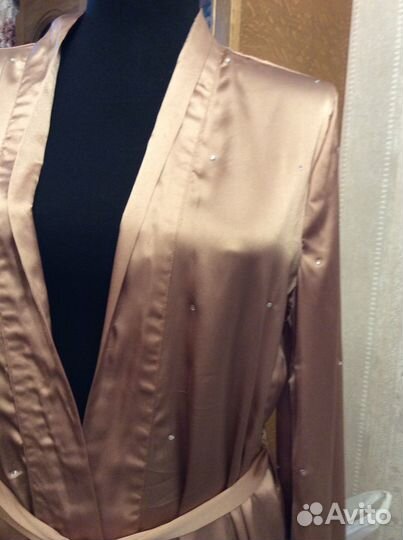 Халат (шёлк) размер 42-44. Индия