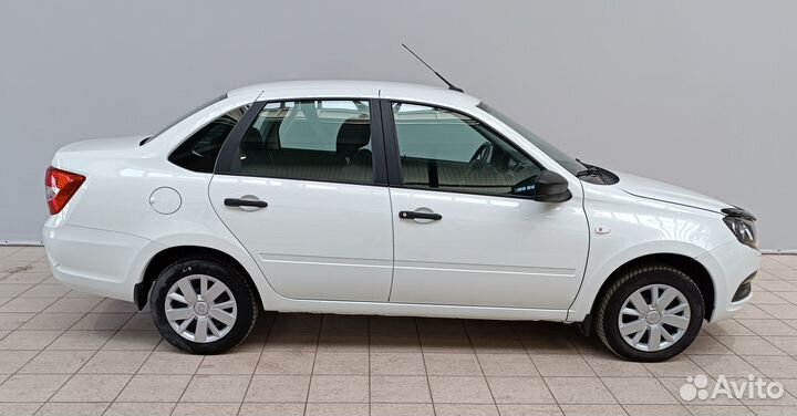 LADA Granta 1.6 МТ, 2021, 16 958 км