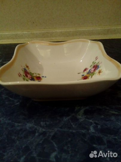 Квадратный фарфоровый салатник дфз