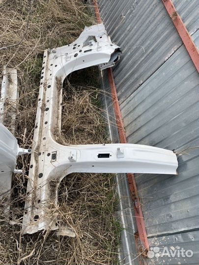 Левый порог Бмв f10