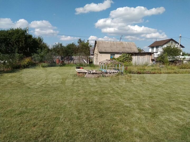 Дача 20 м² на участке 65 сот.