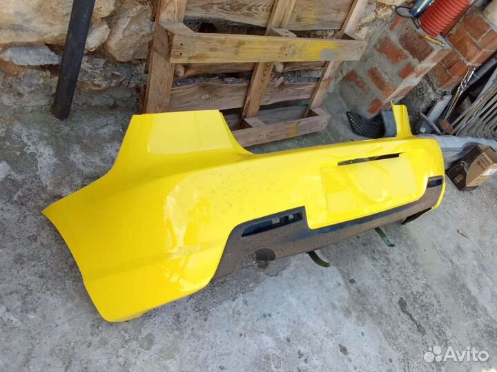 Бампер mazda 3 2008г