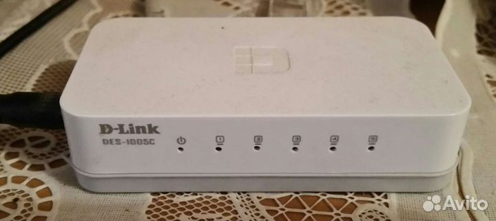 Коммутатор D-Link DES-1005C