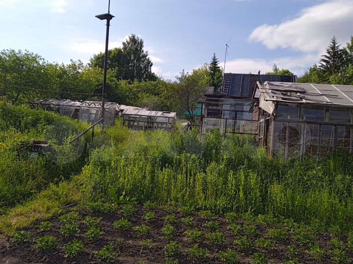 Дача 15 м² на участке 14 сот.