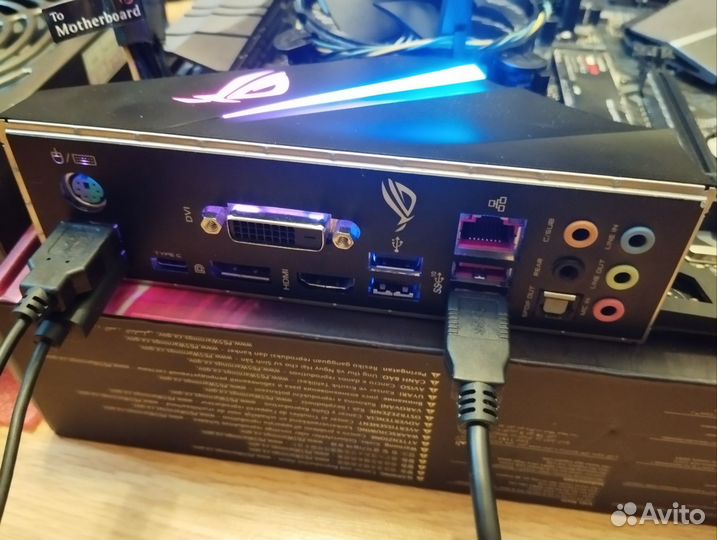 Материнская плата