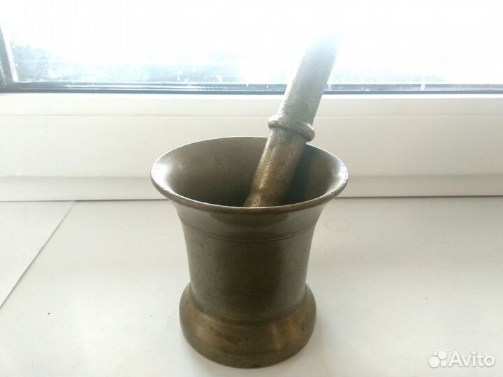 Ступа с пестиком