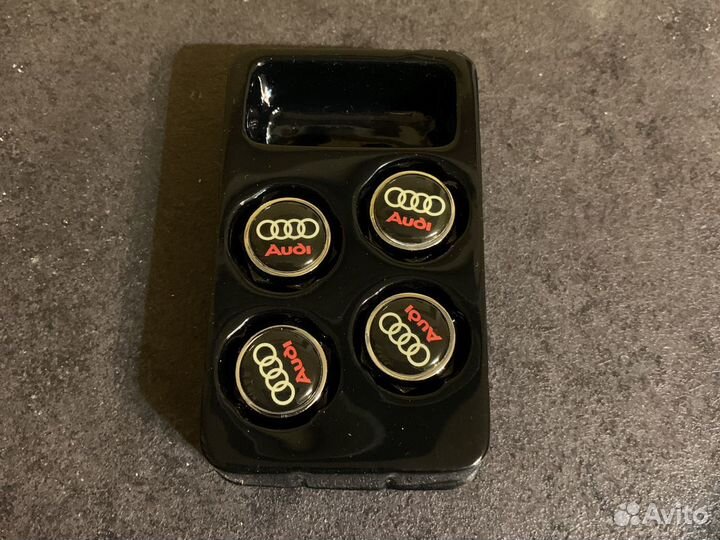 Болты для номера Audi