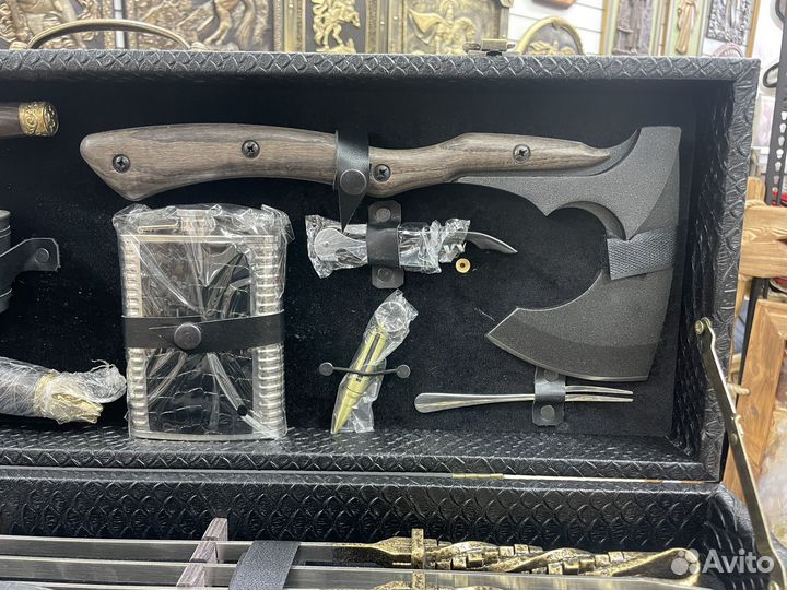 Шашлычный набор Булат кейс с кованными шампурами