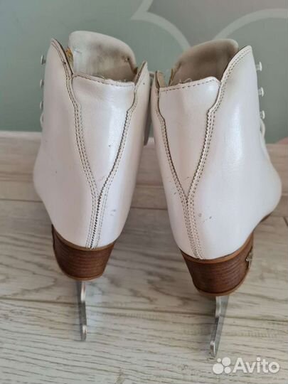 Фигурные коньки risport 22.5