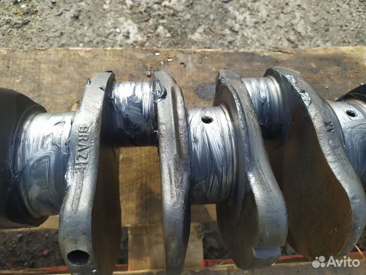 Коленчатый вал (коленвал) cummins 3917320