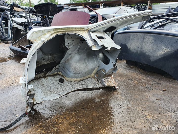 Крыло заднее левое Nissan Almera Classic B10