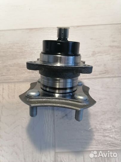 Ступица задняя Toyota Vitz