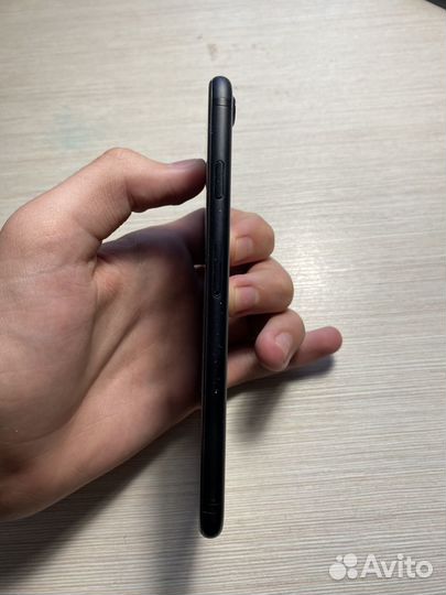 Телефон iPhone 7 128gb