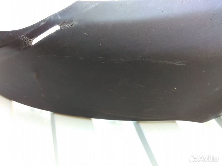 Нижняя часть заднего бампера (б/у) Toyota Rav4 201