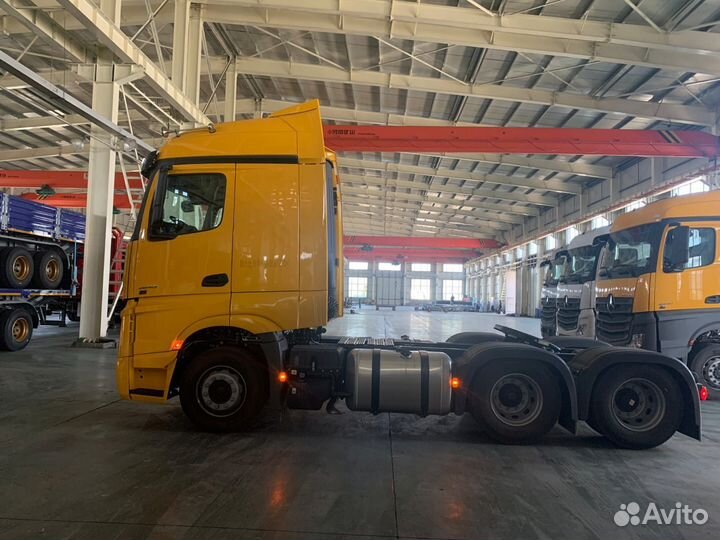 Mercedes-Benz Actros, 2023