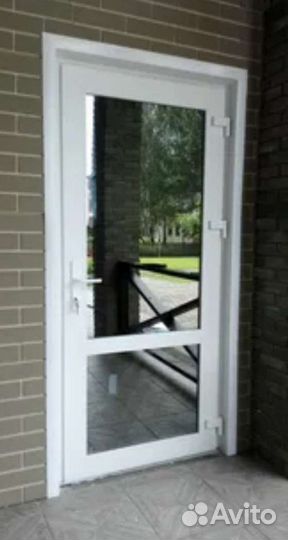Дверь пвх входная