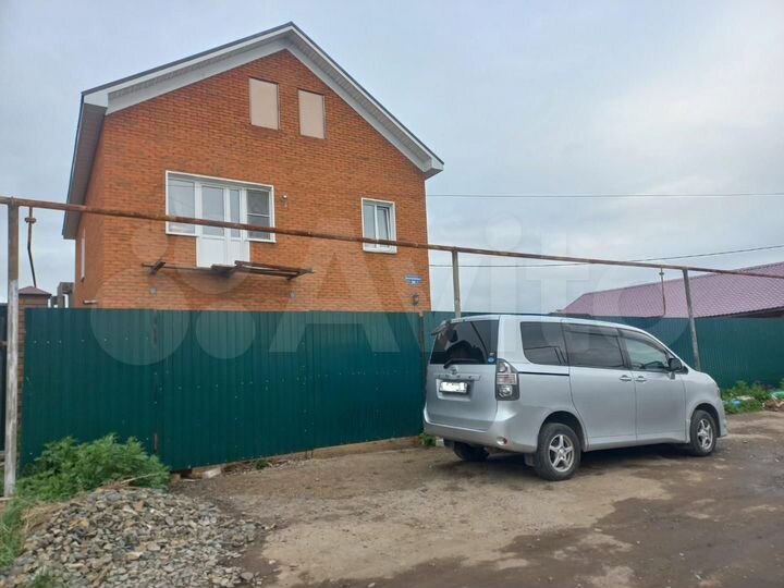 Дом 204 м² на участке 11,8 сот.
