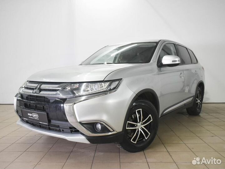 Mitsubishi Outlander 2.0 CVT, 2018, 205 942 км