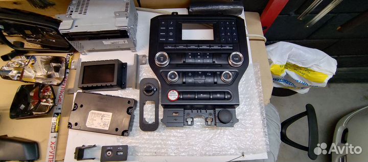 Запчасти на Ford Mustang