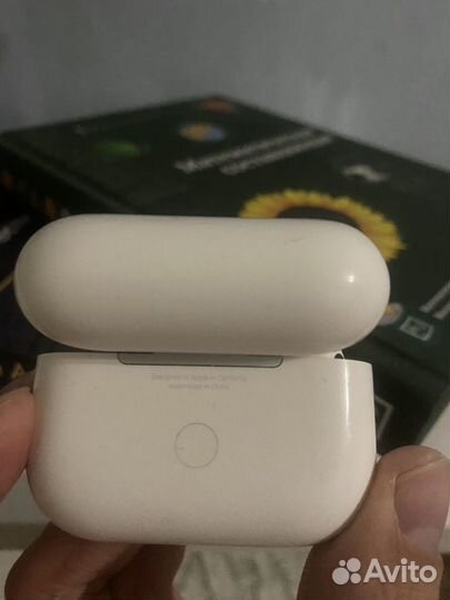 Airpods pro 2 lightning кейс и левый наушник