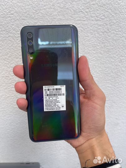 Samsung Galaxy A50, 4/64 ГБ