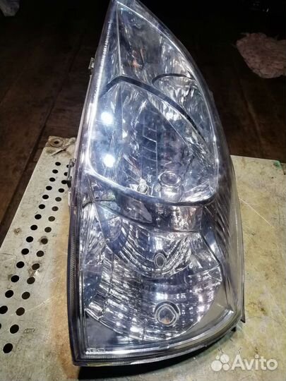 Фара на иномарку