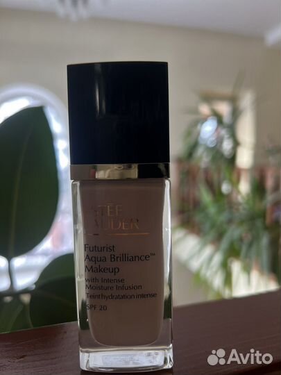 Крем тональный estee lauder futurist