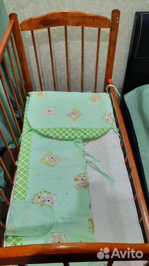 Детская кроватка