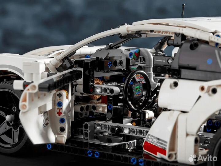 Lego Technic 42096 Porsche 911 RSR