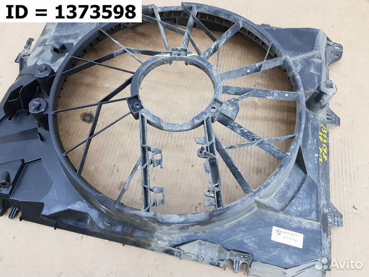 Кожух вентилятора охлаждения BMW X1 E84 бмв
