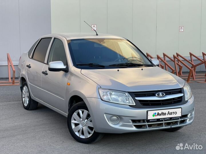 LADA Granta 1.6 МТ, 2013, 118 000 км