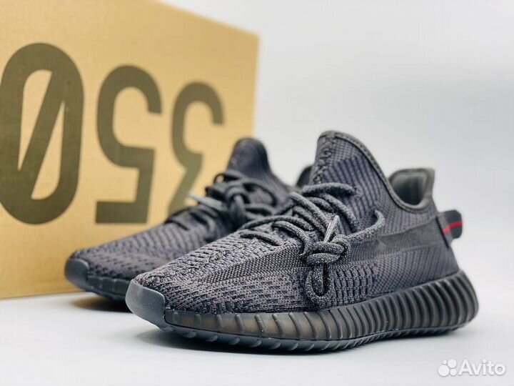 Кроссовки adidas Yeezy boost 350 v2 black static