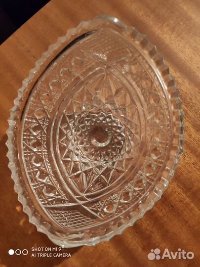 Хрустальная ваза