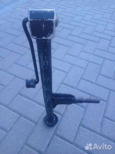 Домкрат для мерседеса